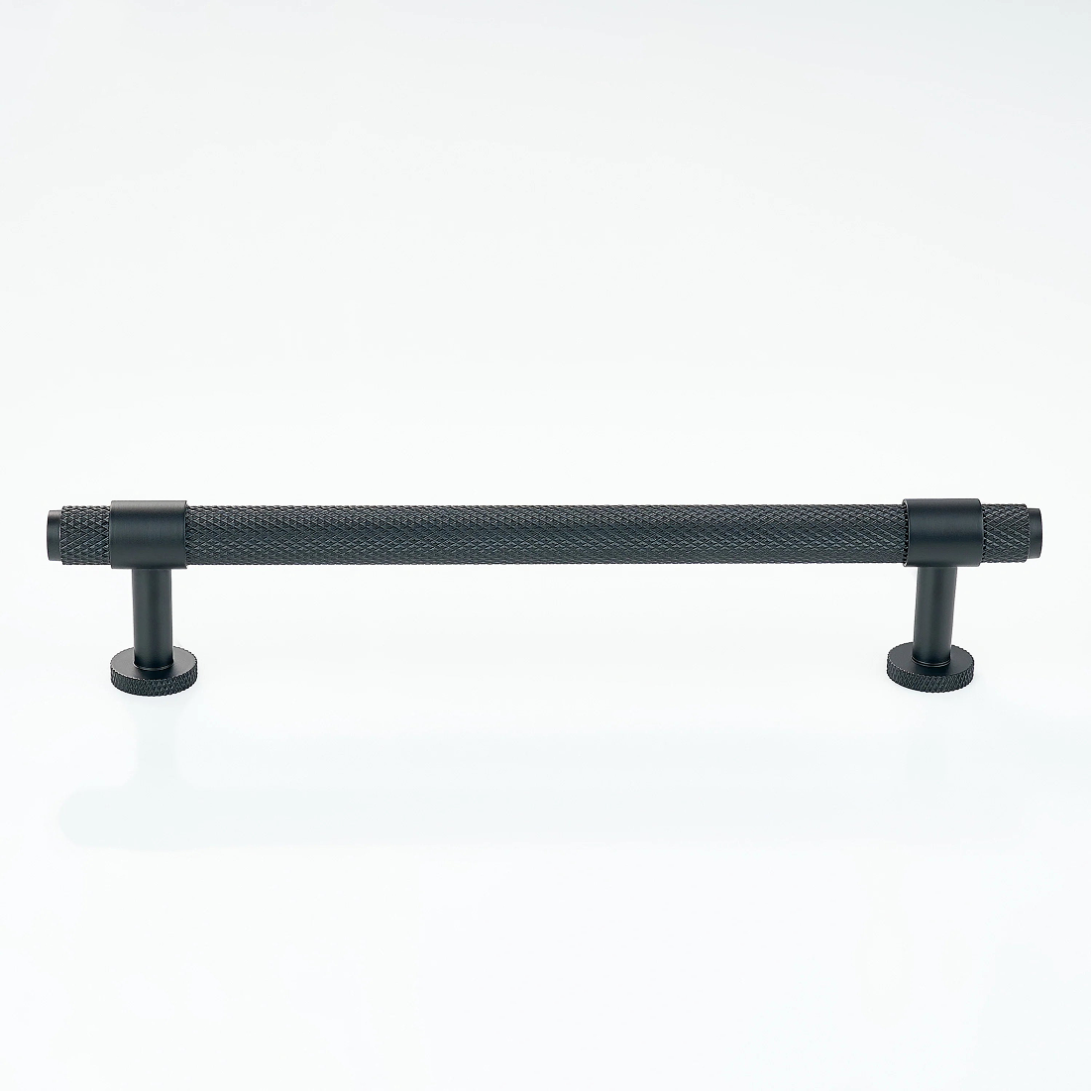 Aris Linear Knurled Cabinet Handle
