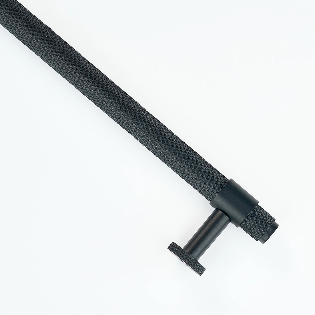Aris Linear Knurled Cabinet Handle