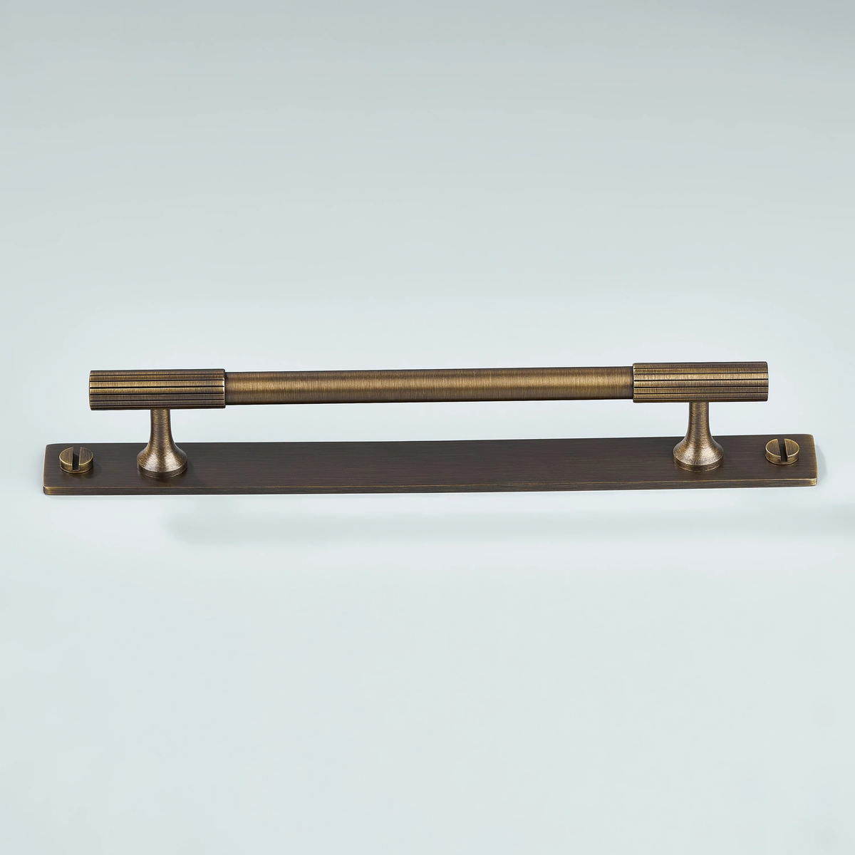 Aris Linear Knurled Brass Cabinet Handle With Backplate 