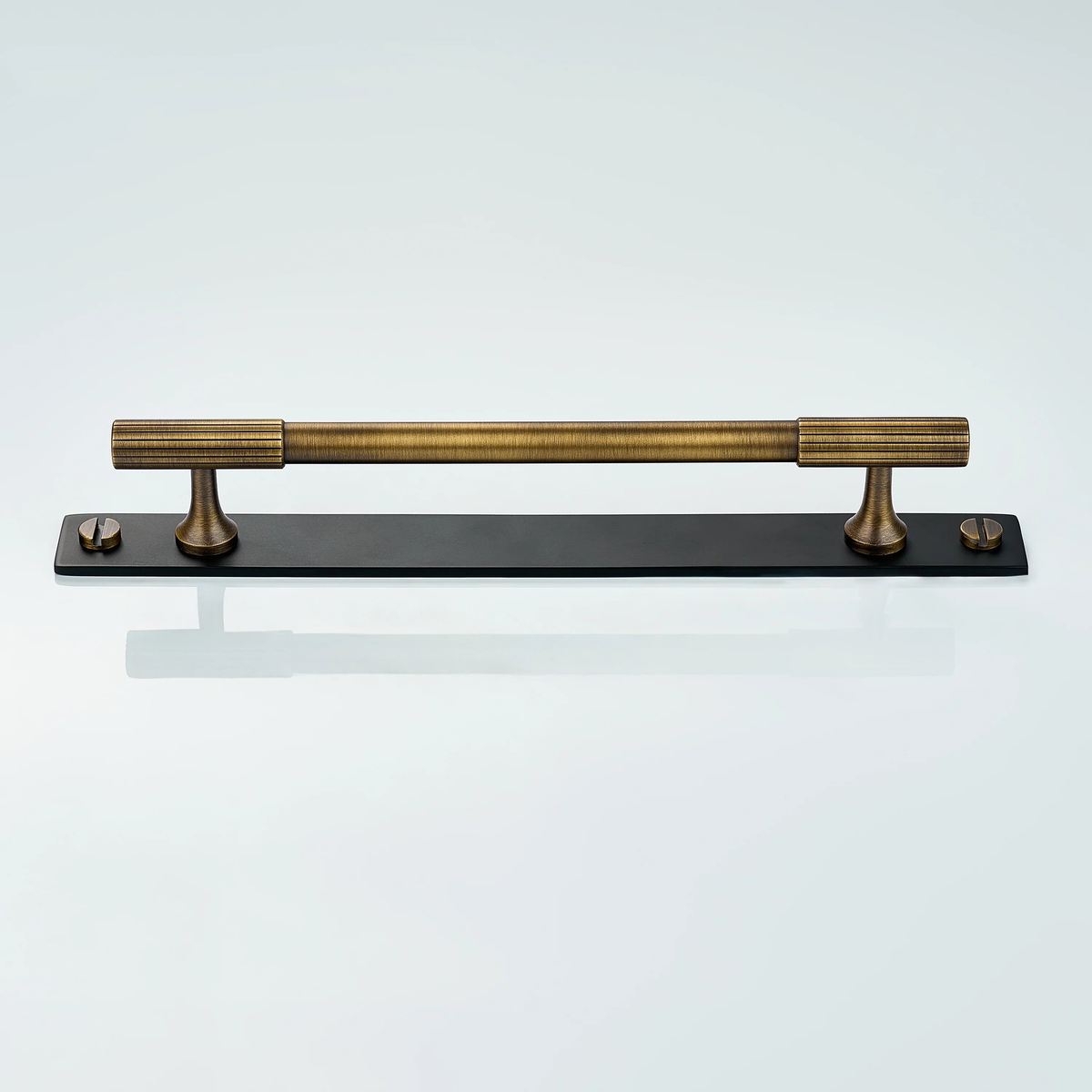 Aris Linear Knurled Brass Cabinet Handle With Backplate 