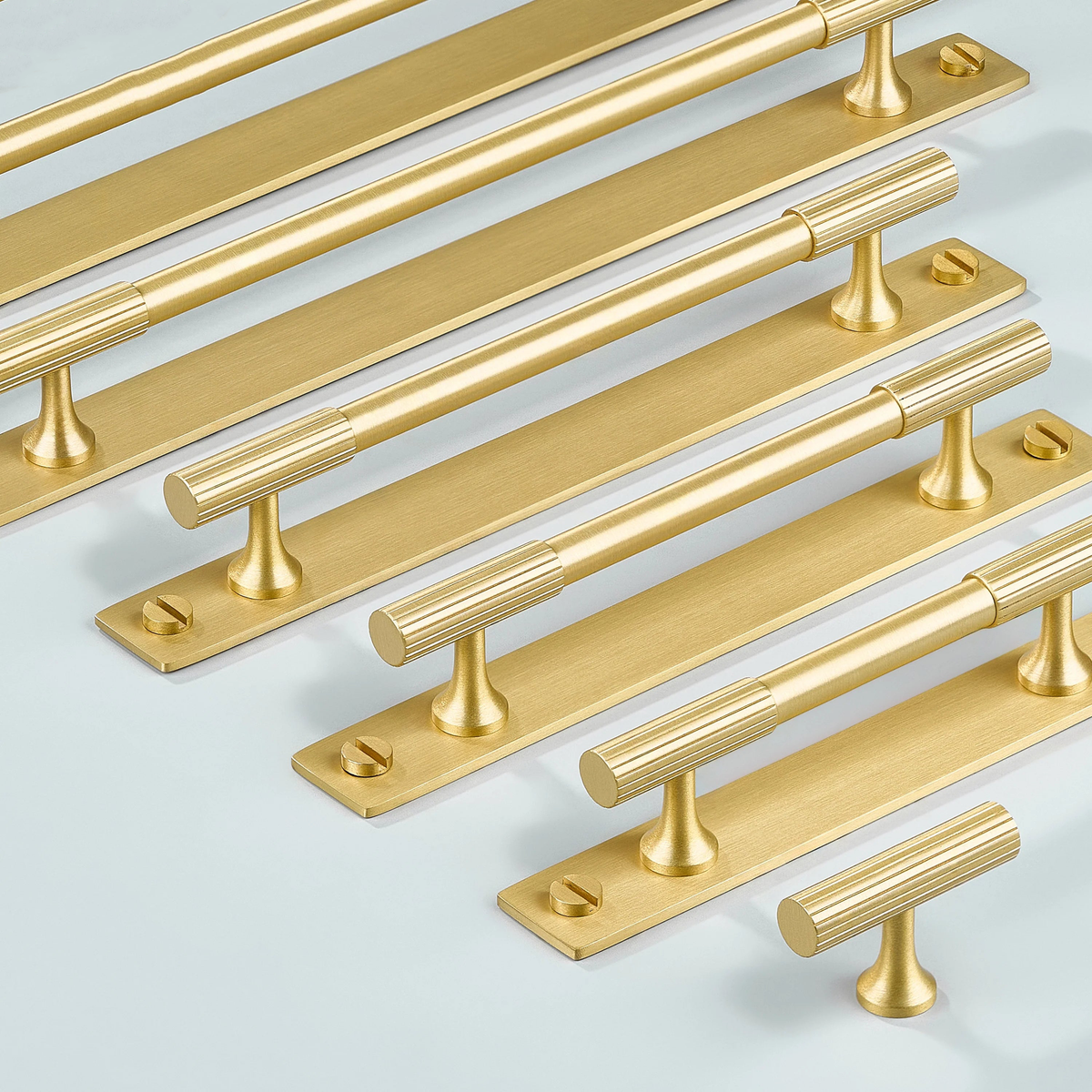 Aris Linear Knurled Brass Cabinet Handle With Backplate 