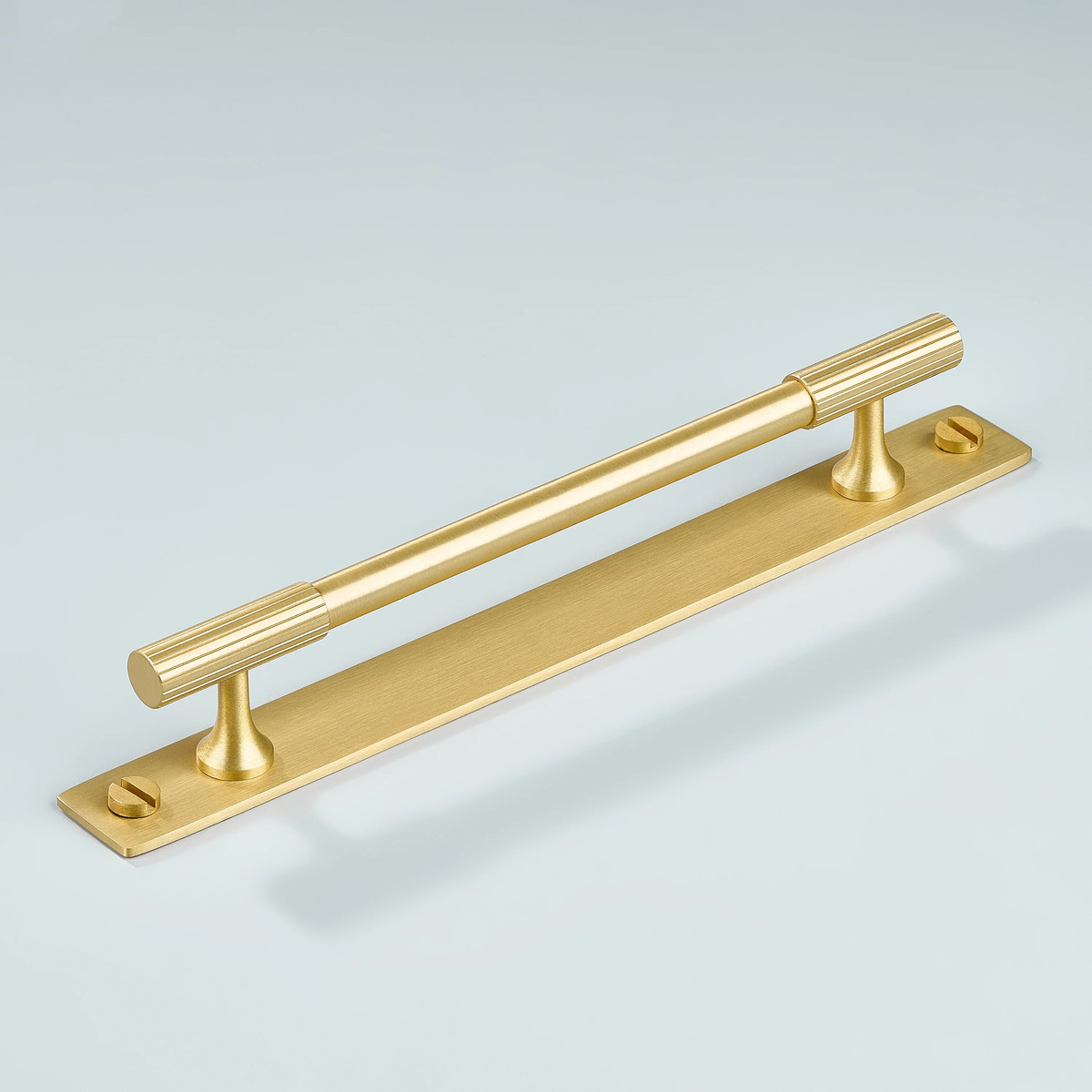 Aris Linear Knurled Brass Cabinet Handle With Backplate 