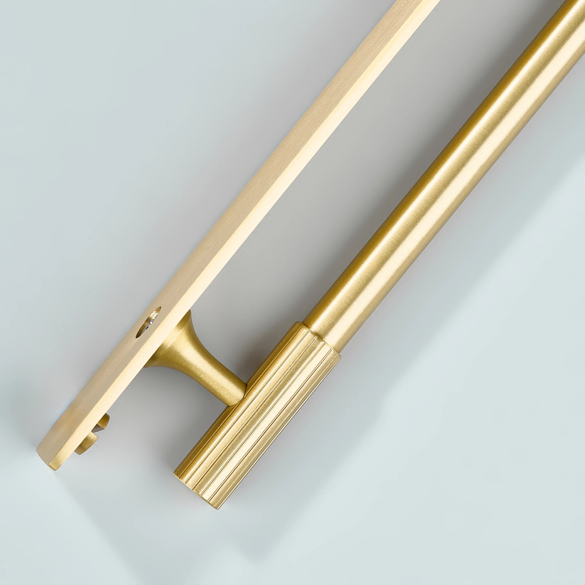 Aris Linear Knurled Brass Cabinet Handle With Backplate 