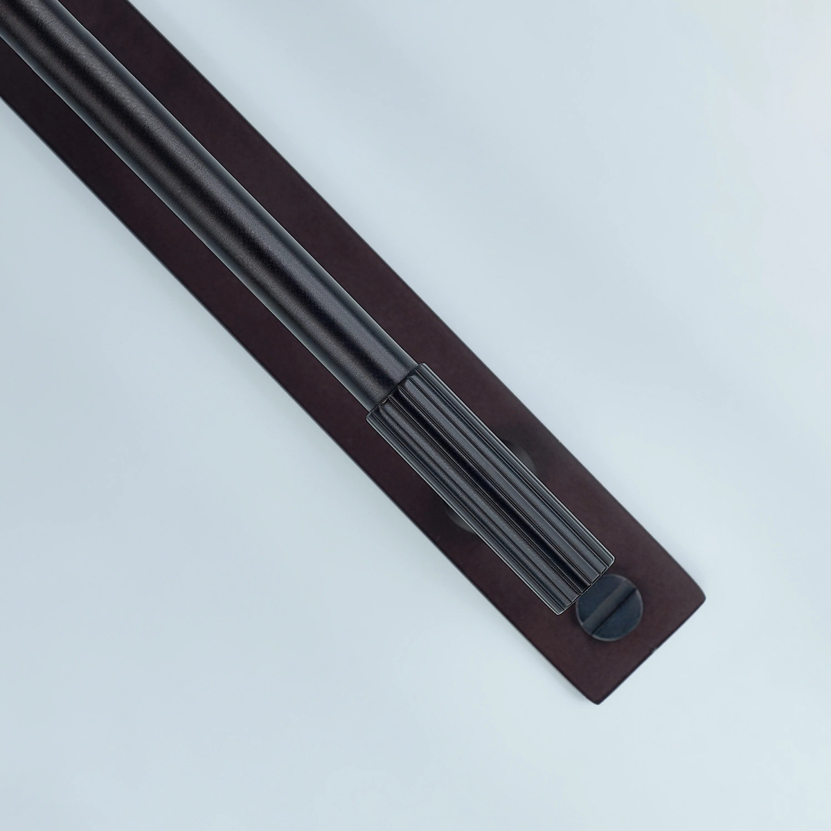 Aris Linear Knurled Brass Cabinet Handle With Backplate 