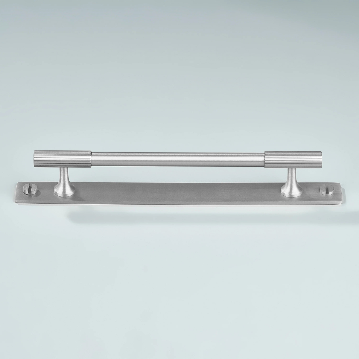 Aris Linear Knurled Brass Cabinet Handle With Backplate 