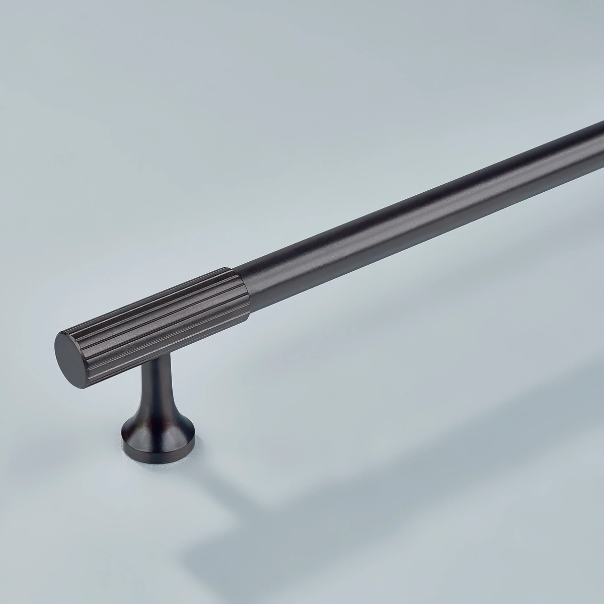 Aris Linear Knurled Cabinet Handle