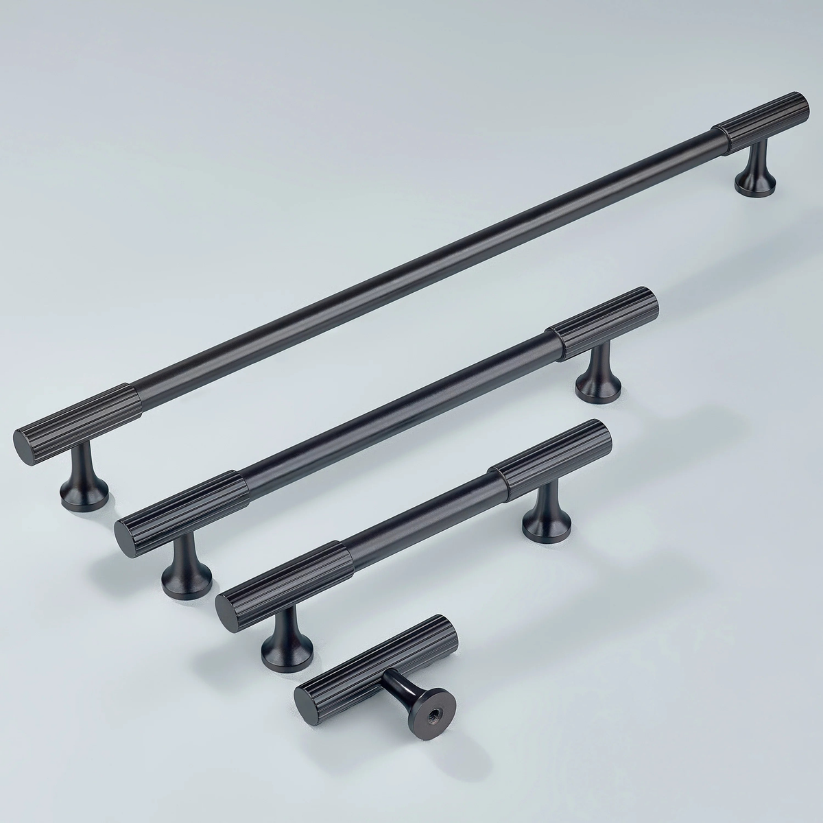Aris Linear Knurled Cabinet Handle