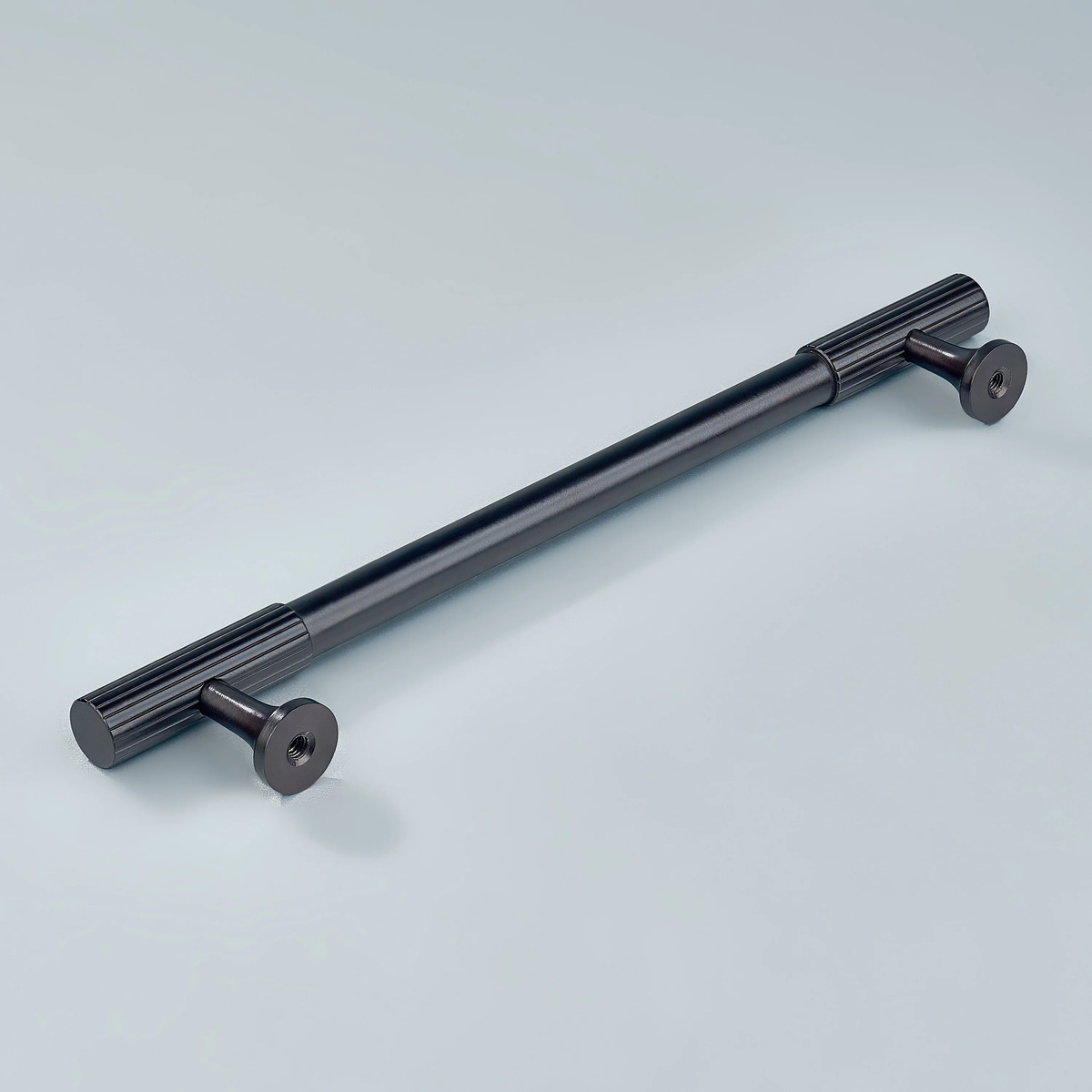 Aris Linear Knurled Cabinet Handle