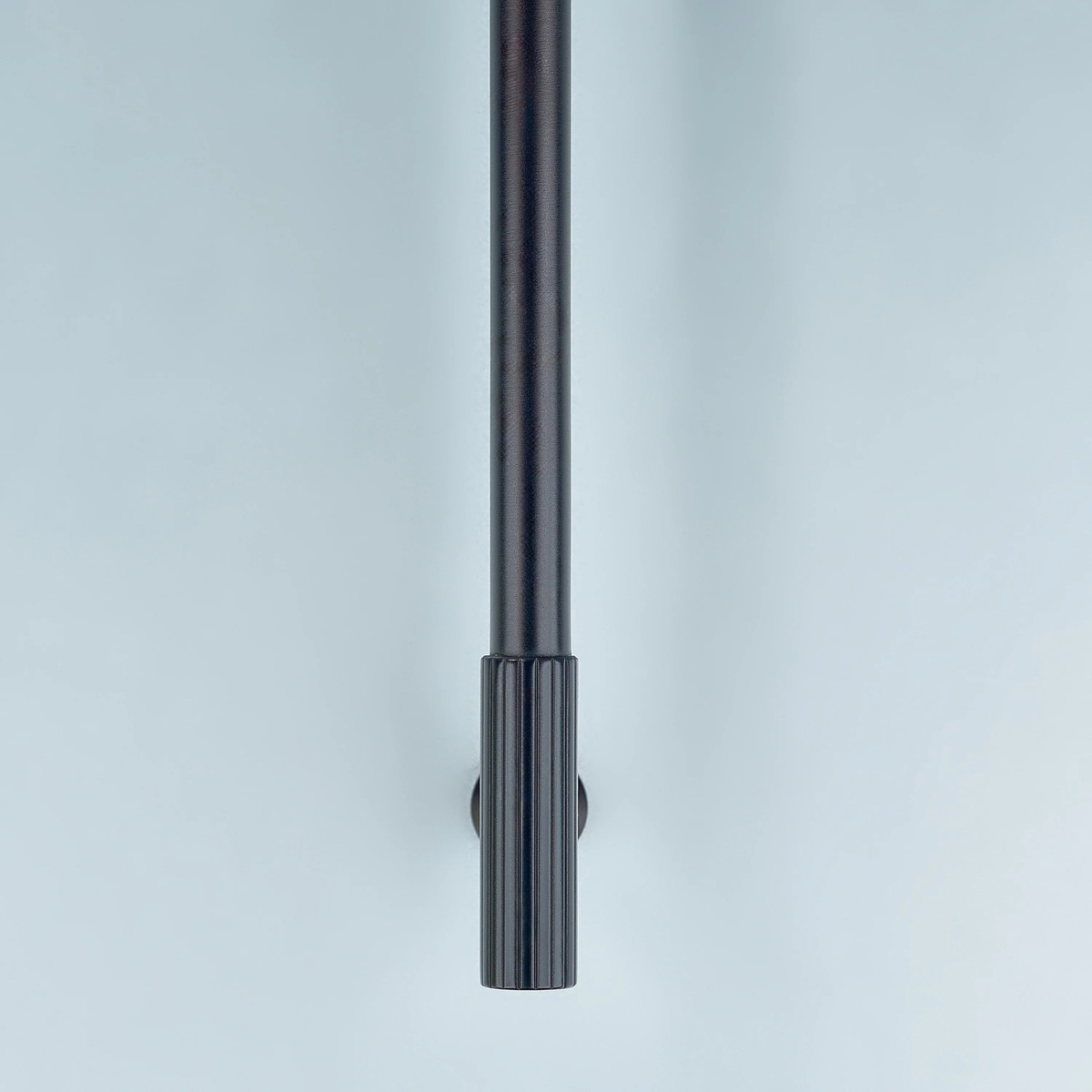 Aris Linear Knurled Cabinet Handle