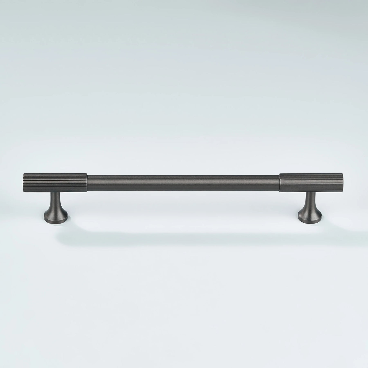 Aris Linear Knurled Cabinet Handle