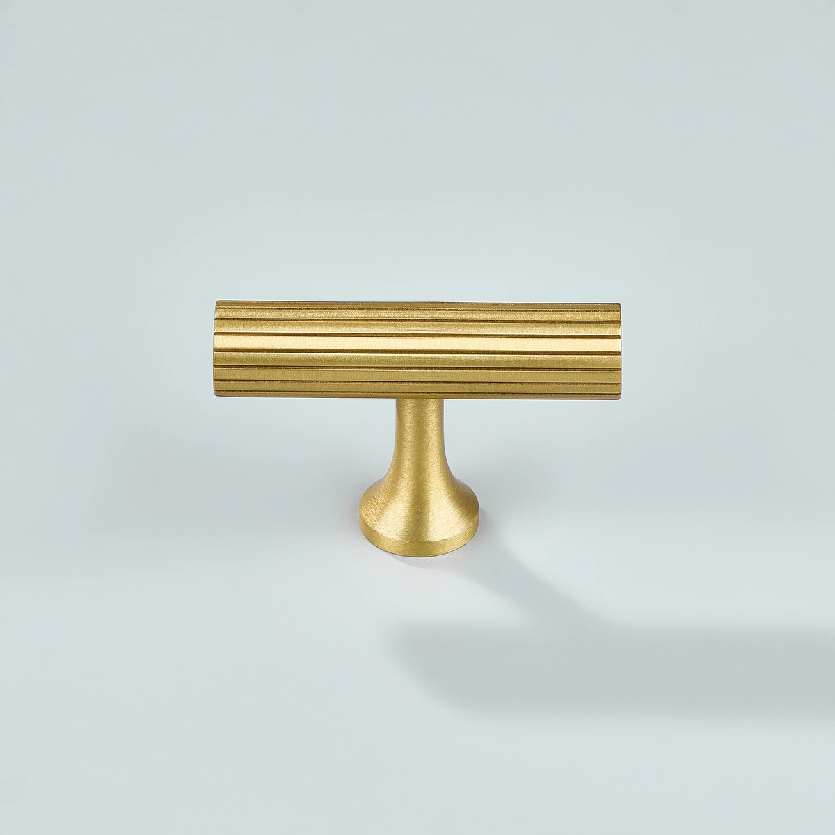Aris Linear Knurled Cabinet T-Knob
