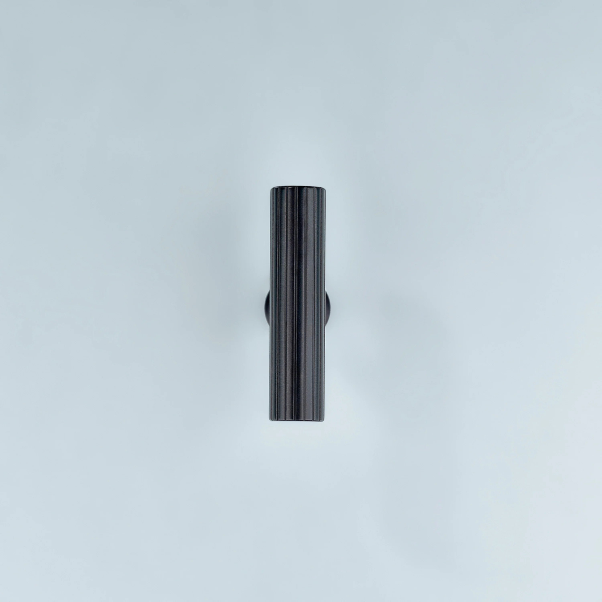 Aris Linear Knurled Cabinet T-Knob