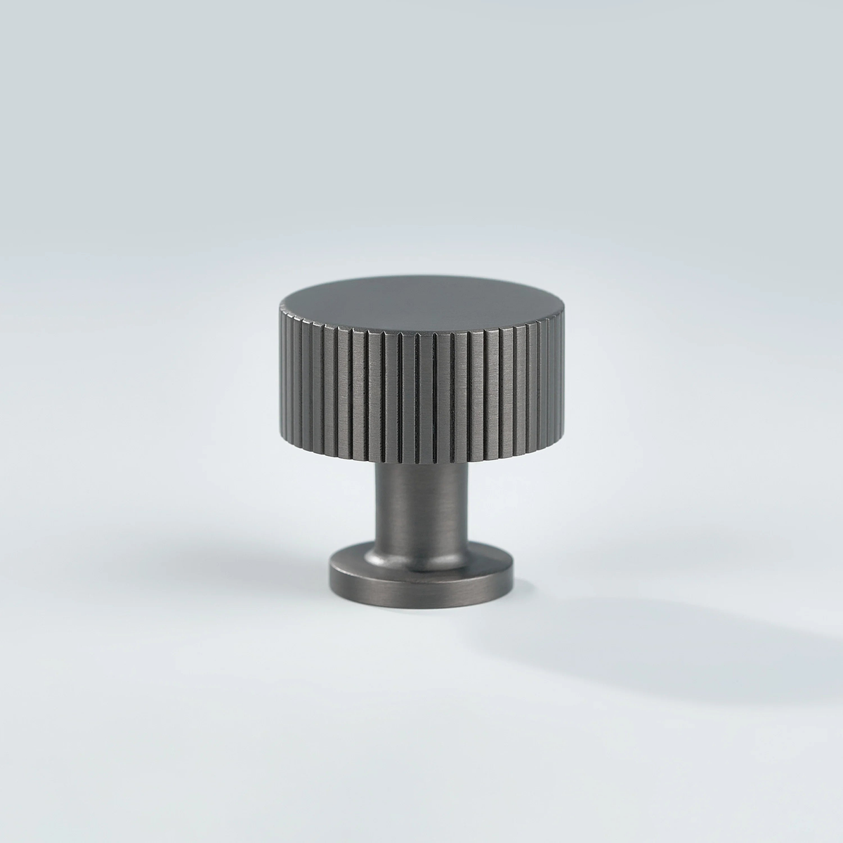 Aris Linear Knurled Round Brass Cabinet Knob 35mm
