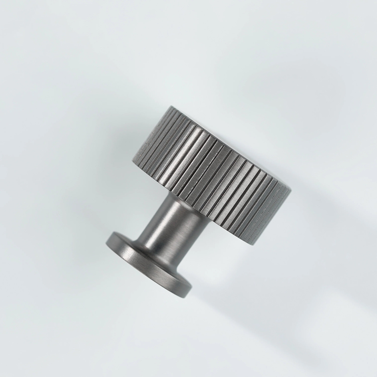 Aris Linear Knurled Round Brass Cabinet Knob 35mm