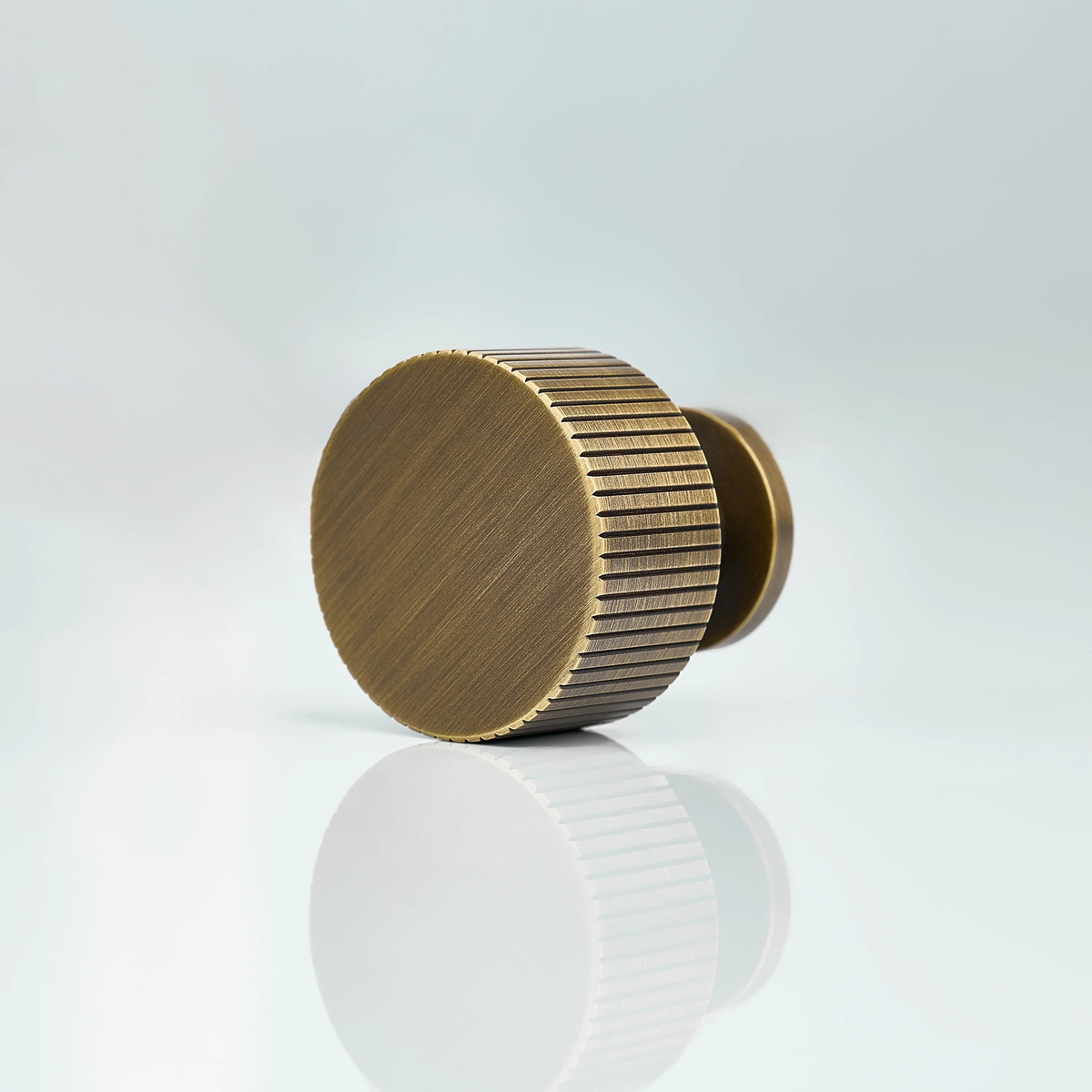 Aris Linear Knurled Round Brass Cabinet Knob 35mm