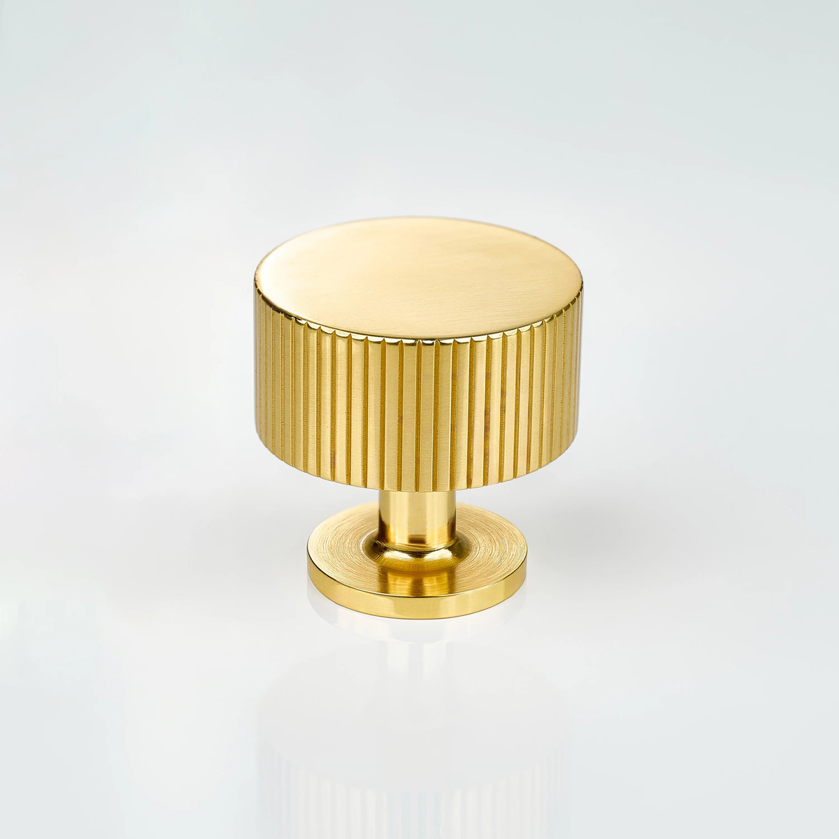 Aris Linear Knurled Round Brass Cabinet Knob 35mm