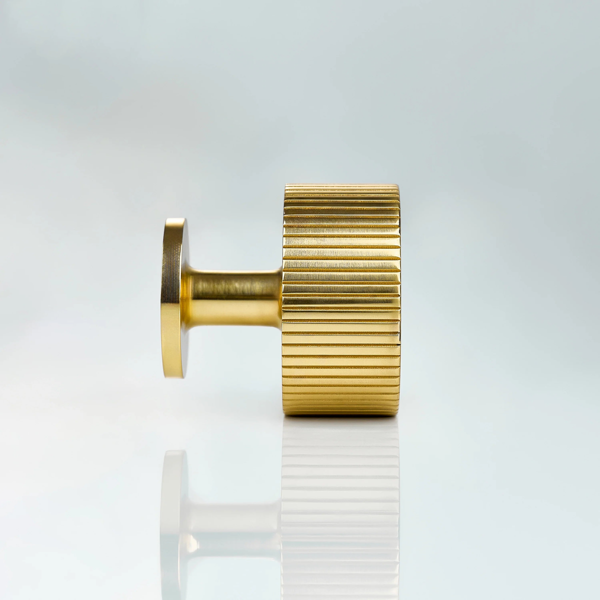 Aris Linear Knurled Round Brass Cabinet Knob 35mm