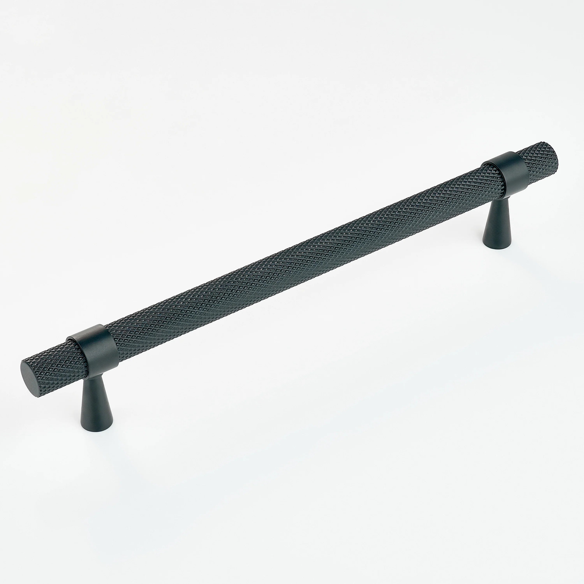 Canyon Knurled Cabinet Handle
