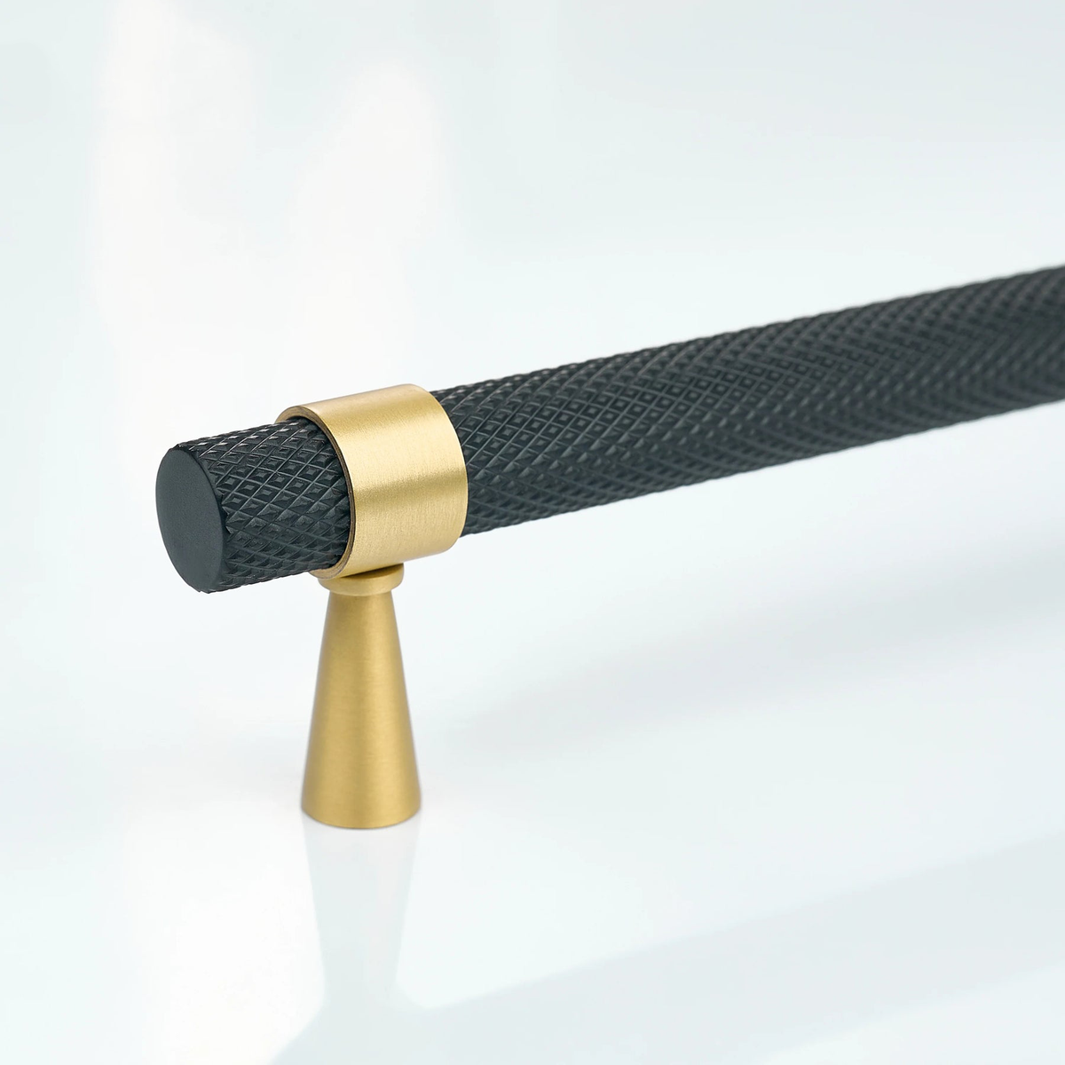 Canyon Knurled Cabinet Handle