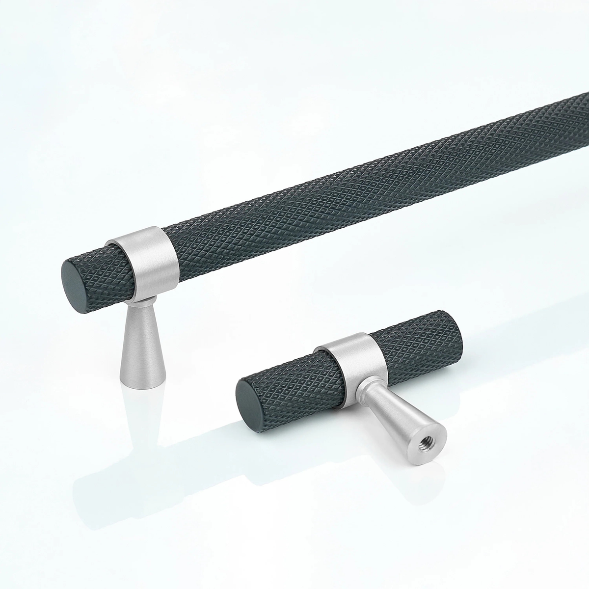 Canyon Knurled Cabinet Handle