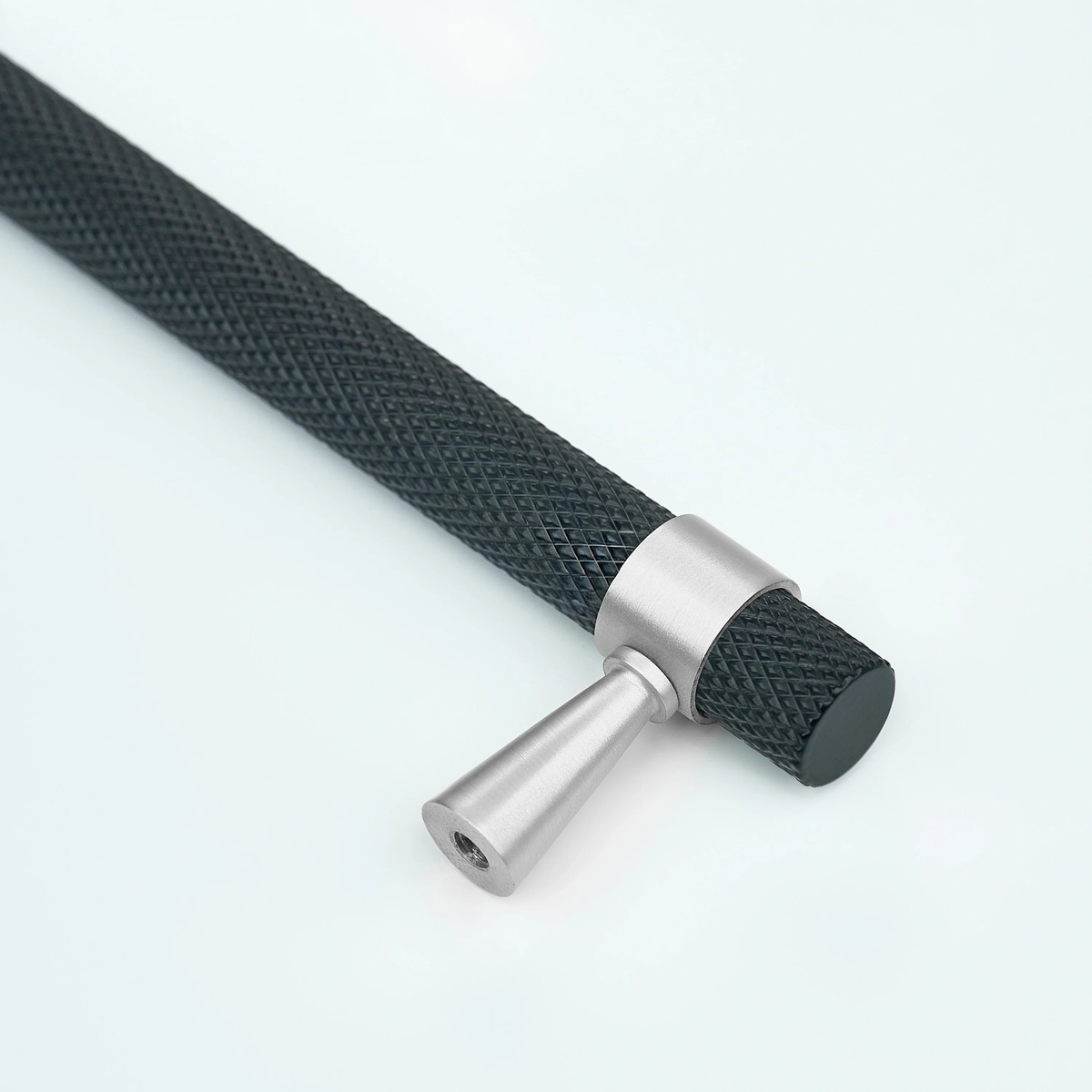 Canyon Knurled Cabinet Handle