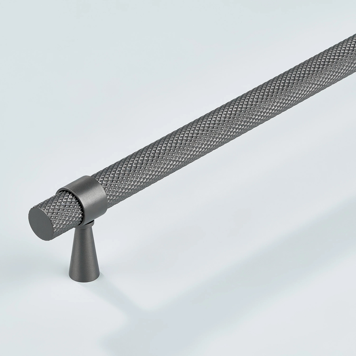 Canyon Knurled Cabinet Handle
