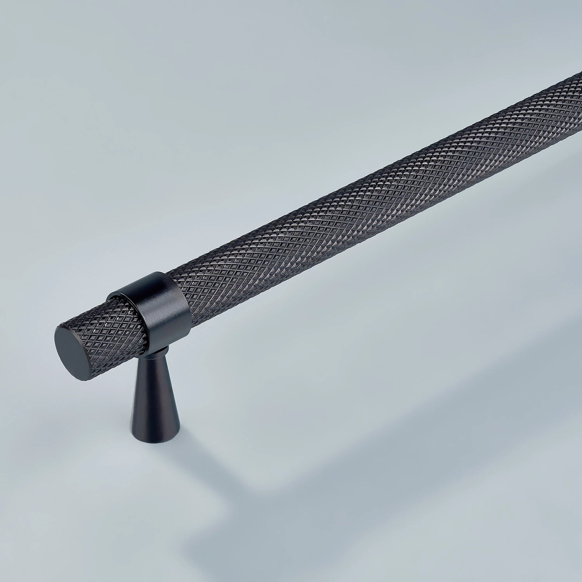 Canyon Knurled Cabinet Handle