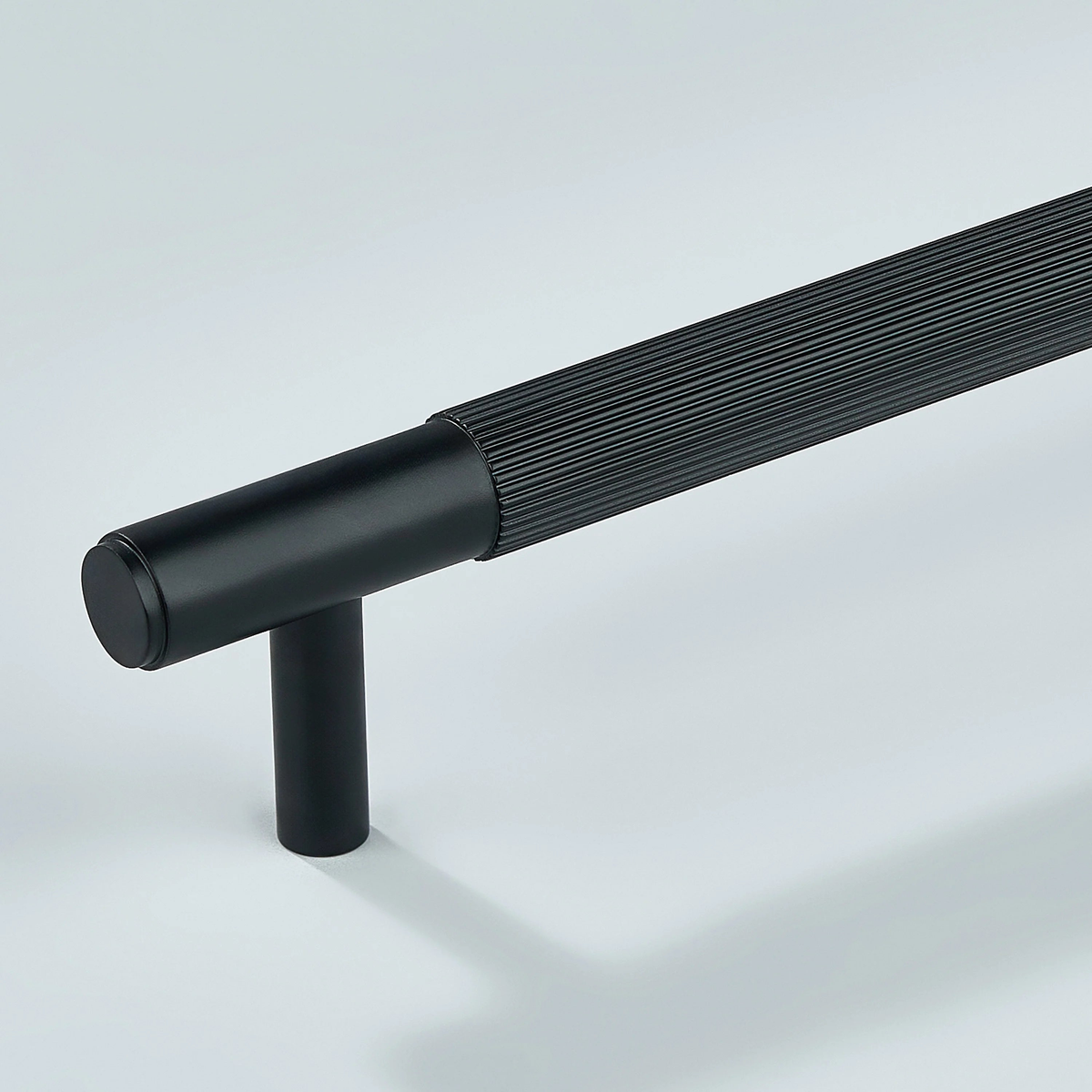 Ignite Linear Knurled Cabinet Handle