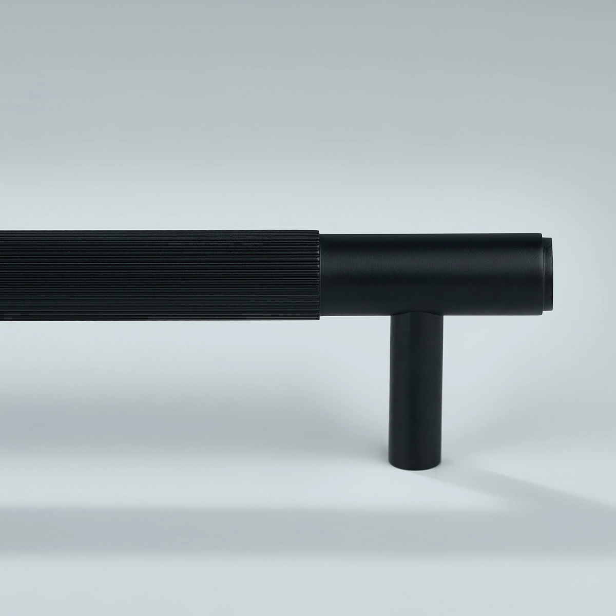 Ignite Linear Knurled Cabinet Handle