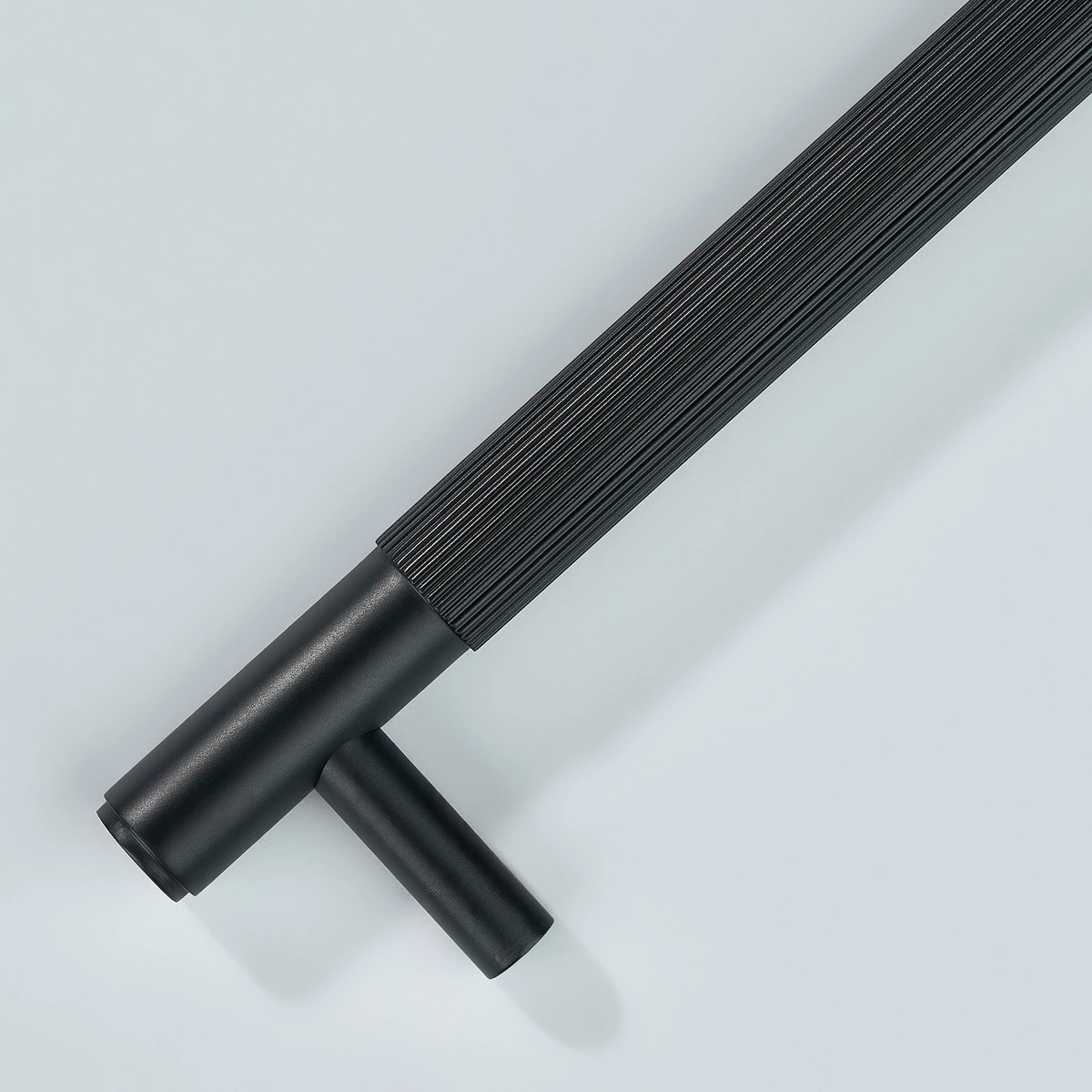 Ignite Linear Knurled Cabinet Handle