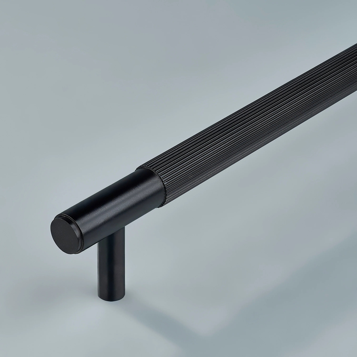 Ignite Linear Knurled Cabinet Handle