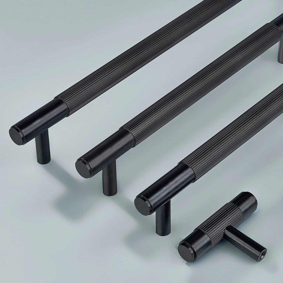 Ignite Linear Knurled Cabinet Handle