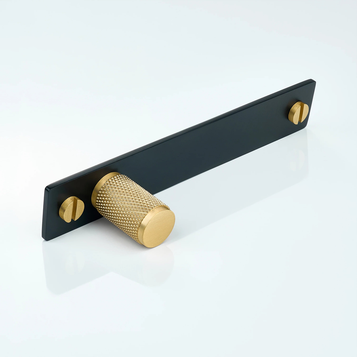Meridian Knurled Brass Cylinder Knob With Backplate