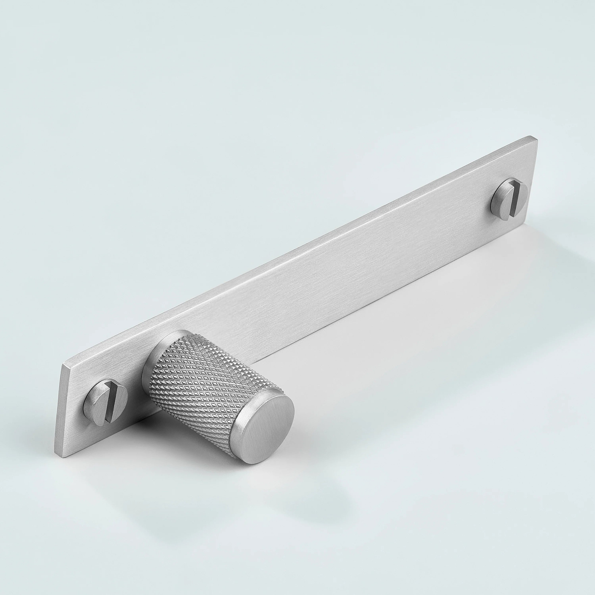 Meridian Knurled Brass Cylinder Knob With Backplate