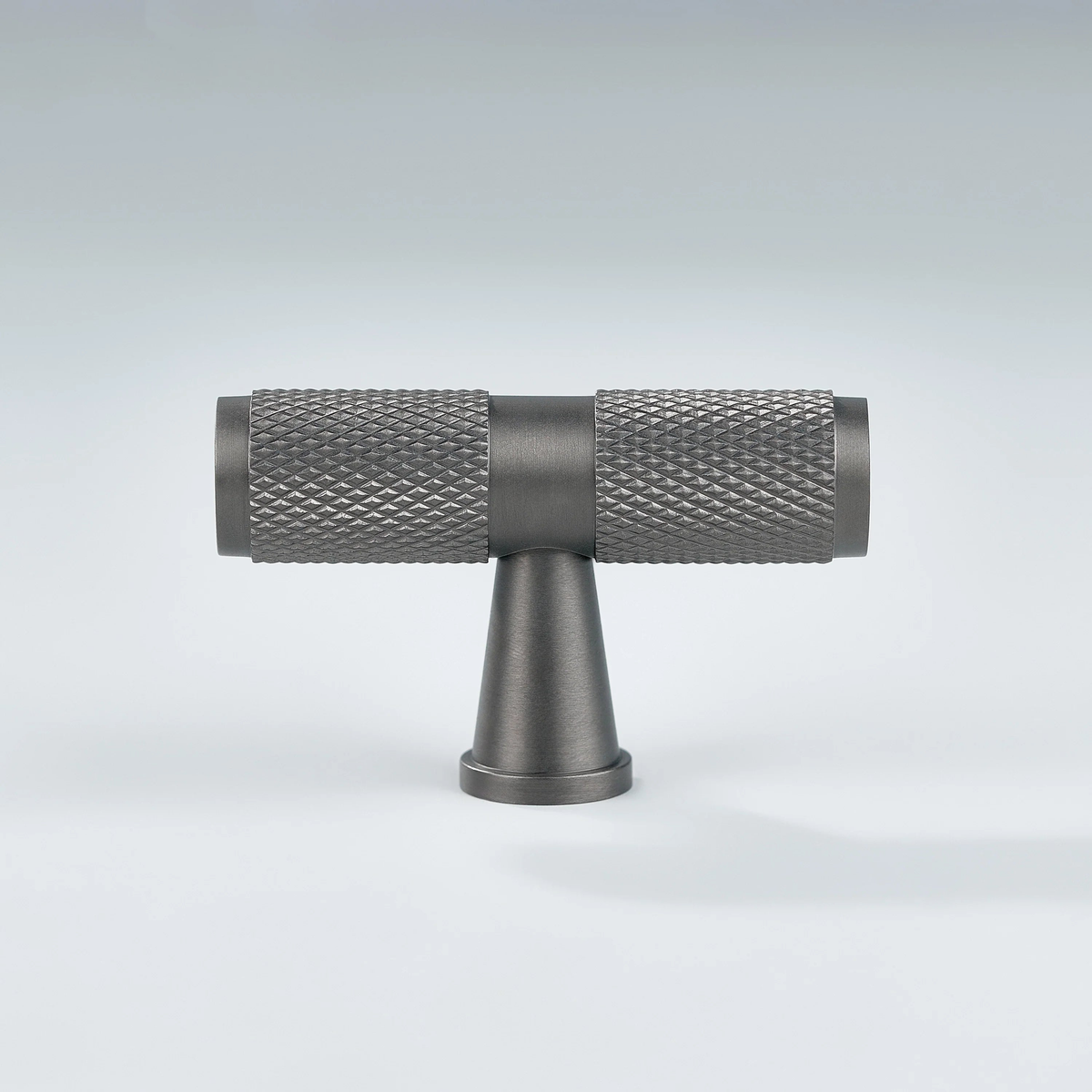 Meridian Knurled Cabinet T-Knob